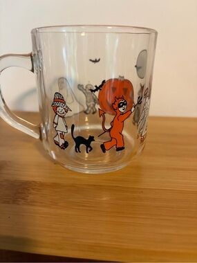 Vintage Halloween Parade Luminarc Glass Tumbler Mug Orange & Black. Ghost Witch